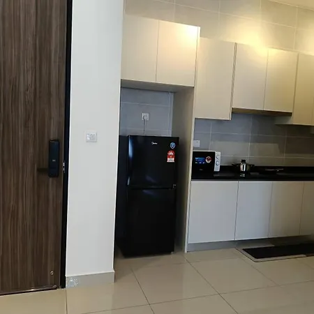 Twin Tower Johor Bahru By Glex Apartment Exterior photo