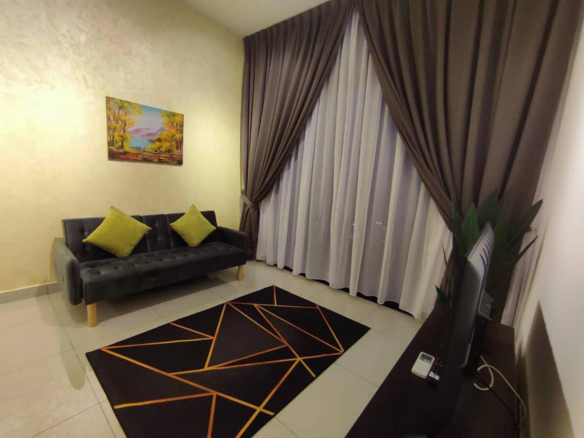 Twin Tower By Glex Johor Bahru